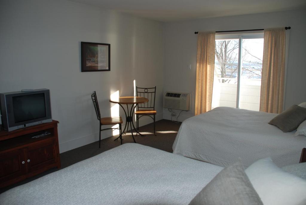 Auberge La Courtepointe Petite-Riviere-Saint-Francois Quarto foto